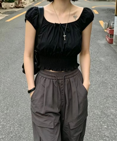 FAVORITO(ファヴォリート)の「パフスリーブショートシャツトップス(シャツ/ブラウス・レディース・チェック/ホワイト/ブラック・F)」の6枚目の写真