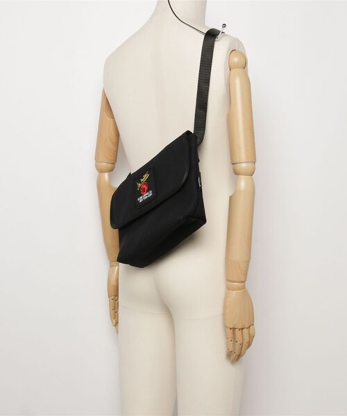 De Martini（ディ マティーニ）の「De Martini MINI MESSENGER V2 (DM3500)（ショルダーバッグ・メンズ・ブラック系その他/ブラック/ネイビー・FREE）」の12枚目の写真