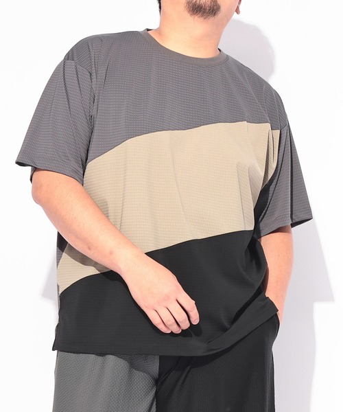 B&T CLUB(ビーティークラブ)の「Tシャツ 半袖 メンズ 大きいサイズ COOL&SPAN ジャガード ライン切替 クルーネック カットソー B&T CLUB (ビーアンドティークラブ)(Tシャツ/カットソー・メンズ・ダークグレー/ベージュ・X1(3L~4L)/X2(4L~5L)/X3(6L~7L)/X4(8L~9L))」の3枚目の写真
