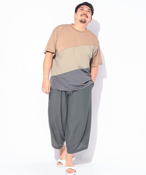 B&T CLUB(ビーティークラブ)の「Tシャツ 半袖 メンズ 大きいサイズ COOL&SPAN ジャガード ライン切替 クルーネック カットソー B&T CLUB (ビーアンドティークラブ)(Tシャツ/カットソー・メンズ・ダークグレー/ベージュ・X1(3L~4L)/X2(4L~5L)/X3(6L~7L)/X4(8L~9L))」の11枚目の写真