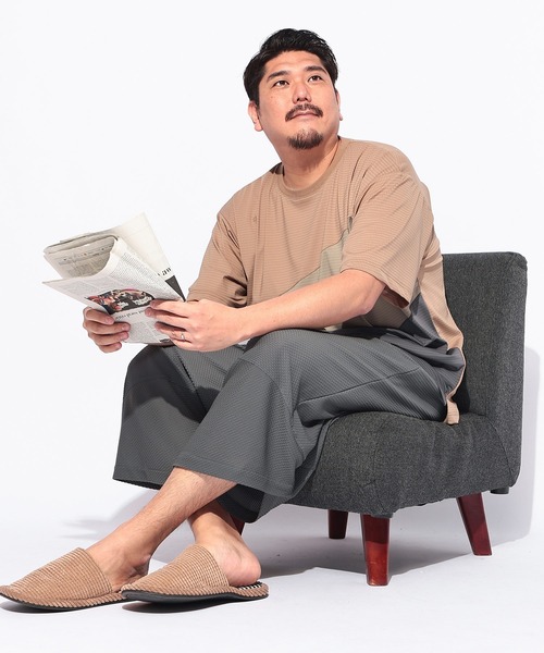 B&T CLUB(ビーティークラブ)の「Tシャツ 半袖 メンズ 大きいサイズ COOL&SPAN ジャガード ライン切替 クルーネック カットソー B&T CLUB (ビーアンドティークラブ)(Tシャツ/カットソー・メンズ・ダークグレー/ベージュ・X1(3L~4L)/X2(4L~5L)/X3(6L~7L)/X4(8L~9L))」の16枚目の写真