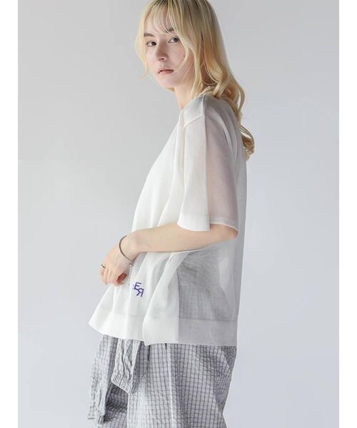 :ETHROF(イーサオブ)の「DOLMAN SLEEVE SHEER KNIT TOPS(ニット/セーター・レディース・オフホワイト/ブルー/ブラック・FREE)」の9枚目の写真