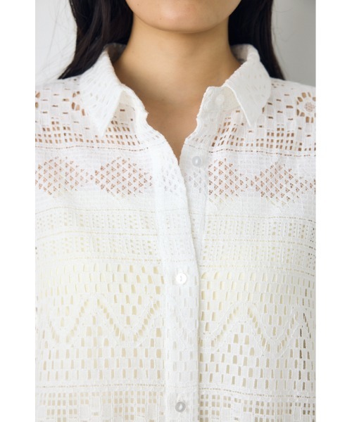 AZUL by moussy(アズールバイマウジー)の「【着丈バリエ】レースハーフスリーブシャツ(シャツ/ブラウス・レディース・ブラウン/オフホワイト/ブラック・MEDIUM/SMALL)」の21枚目の写真