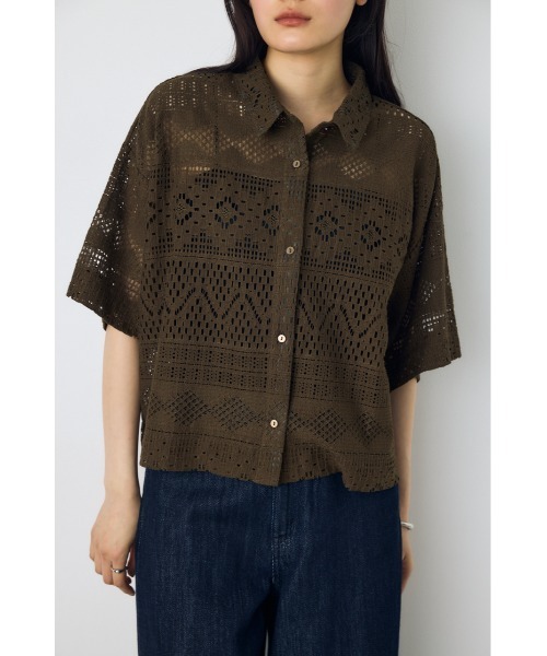 AZUL by moussy(アズールバイマウジー)の「【着丈バリエ】レースハーフスリーブシャツ(シャツ/ブラウス・レディース・ブラウン/オフホワイト/ブラック・MEDIUM/SMALL)」の9枚目の写真