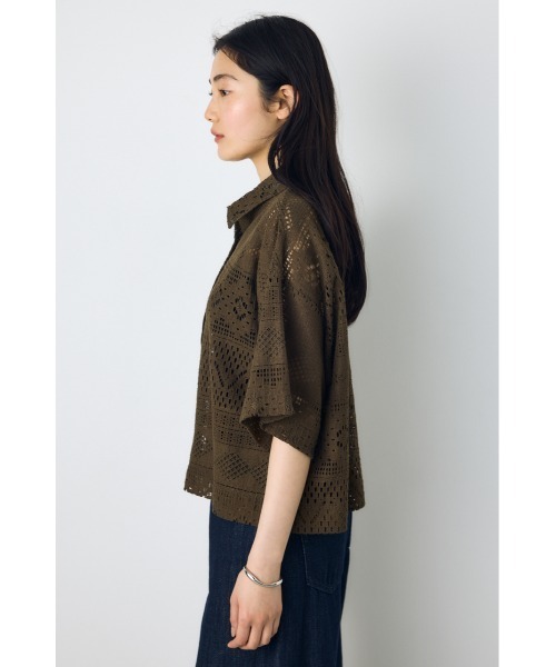 AZUL by moussy(アズールバイマウジー)の「【着丈バリエ】レースハーフスリーブシャツ(シャツ/ブラウス・レディース・ブラウン/オフホワイト/ブラック・MEDIUM/SMALL)」の10枚目の写真