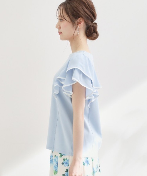 couture brooch（クチュールブローチ）の「【接触冷感・UVカット・洗える】ラッフル フレアスリーブ トップス（Tシャツ/カットソー・レディース・ホワイト系7/ブラック系4/サックスブルー系4/ベージュ系その他7・42/40/38/36）」の8枚目の写真