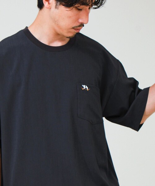 GLOSTER(グロスター)の「【フレブル刺繍/セットアップ対応】カラミ織りTEE フェイクレイヤード(Tシャツ/カットソー・メンズ・チャコールグレー/ブラック/グレイッシュベージュ・S/L/M)」の10枚目の写真