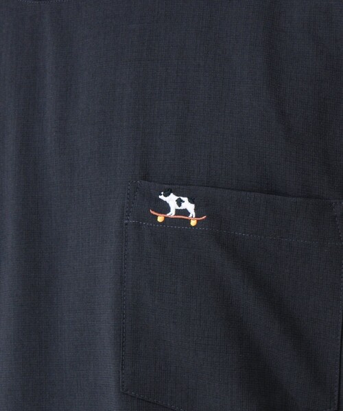 GLOSTER(グロスター)の「【フレブル刺繍/セットアップ対応】カラミ織りTEE フェイクレイヤード(Tシャツ/カットソー・メンズ・チャコールグレー/ブラック/グレイッシュベージュ・S/L/M)」の11枚目の写真