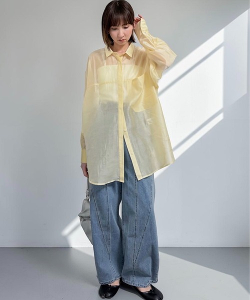 THE SOIS(ソア)の「ビッグシルエットシアーシャツ(シャツ/ブラウス・レディース・イエロー/ベージュ/ブラック・FREE)」の5枚目の写真