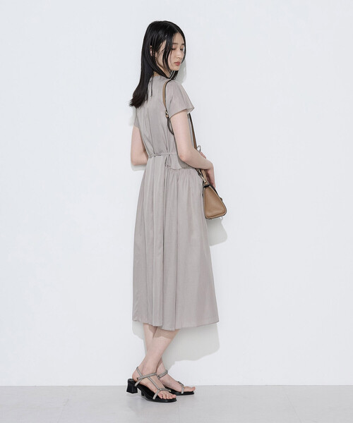 K.T KIYOKO TAKASE(キヨコタカセ)の「キュプラ/コットンツイル シャツドレス(ワンピース・レディース・グレイッシュベージュ/チャコール・9号)」の18枚目の写真