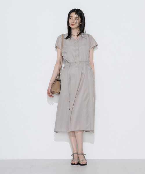 K.T KIYOKO TAKASE(キヨコタカセ)の「キュプラ/コットンツイル シャツドレス(ワンピース・レディース・グレイッシュベージュ/チャコール・9号)」の20枚目の写真