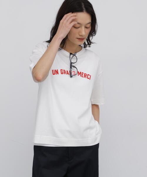 human woman(ヒューマンウーマン)の「◆フロッキープリントクルーネックTシャツ(Tシャツ/カットソー・レディース・ホワイト/ベージュ/ブラウン・MEDIUM)」の2枚目の写真