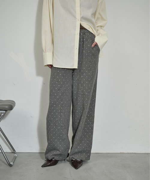 THE YOn(ザヨン)の「グリッタードットツイードイージーパンツ(その他パンツ・レディース・グレー/チャコールグレー・M/S)」の19枚目の写真