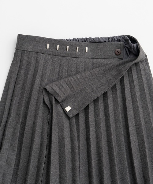 PRANK PROJECT（プランクプロジェクト）の「【2026Autumn Pre-Order】ランダムプリーツラップスカート / Random Pleated Wrap Skirt（スカート・レディース・グレー/ブラウン・38/36）」の18枚目の写真