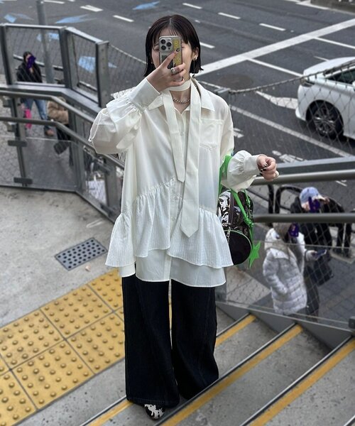 CIAOPANIC（チャオパニック）の「【長袖ver.】ネクタイ付きティアードチュニックシャツワンピース（シャツ/ブラウス・レディース・グリーン/ブルー/イエロー/ピンク/ベージュ/ブラック/ホワイト/サックスブルー/サンドベージュ・ONE SIZE）」の11枚目の写真