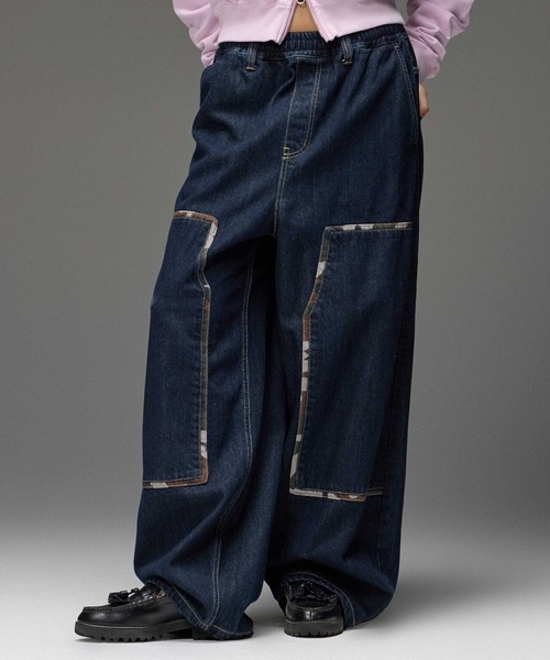 X-girl(エックスガール)の「DOUBLE KNEE EASY PANTS(デニムパンツ・レディース・レオパード/カモフラージュ/インディゴブルー・S/M)」の2枚目の写真