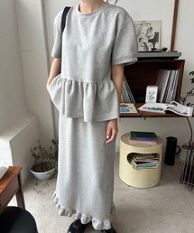 【セットアップ】ペプラム半袖カットソー&フリル裾ロングスカート