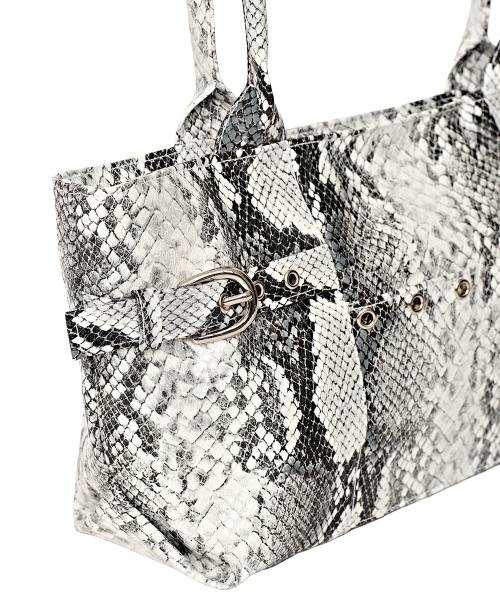 PICEA（ピセア）の「Vezel Bag [Python White]（ショルダーバッグ・レディース・その他・FREE）」の2枚目の写真