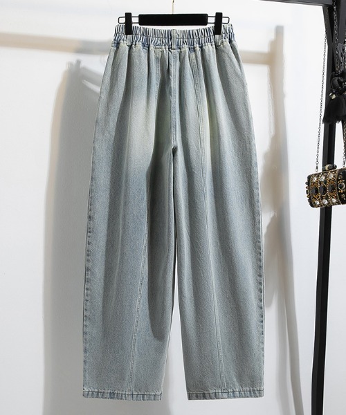 AMAJI(アマジ)の「テーパード デニムパンツ(デニムパンツ・レディース・ライトブルー・X-LARGE/LARGE)」の2枚目の写真