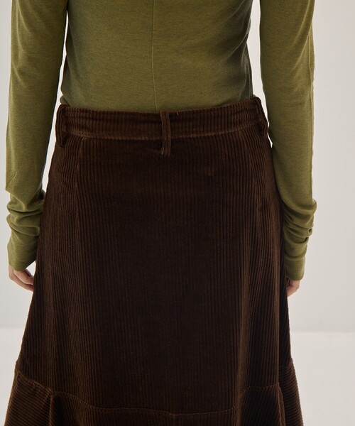 08sircus(ゼロエイトサーカス)の「【08sircus/サーカス】Corduroy panelled drape skirt/コーデュロイ パネルドレープスカート(スカート・レディース・ブラウン・1/0)」の9枚目の写真