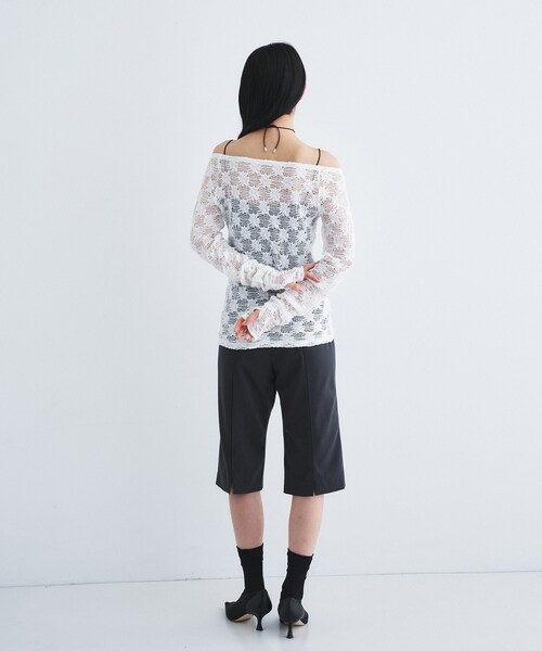 CODE A(コードエー)の「【Re】floral lace tops(Tシャツ/カットソー・レディース・ホワイト/ブラック・00)」の8枚目の写真