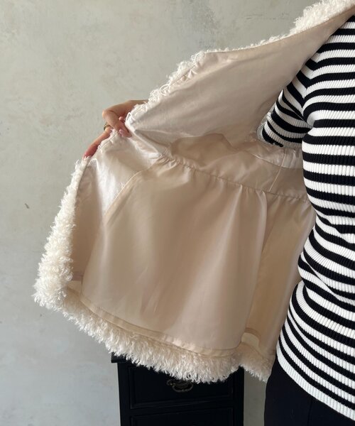 prose verse(プロズヴェール)の「パールボタンペプラムファーベスト(ベスト・レディース・アイボリー・MEDIUM/LARGE)」の13枚目の写真