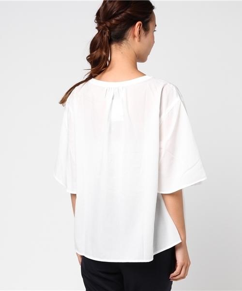 VENCEEXCHANGE（ヴァンスエクスチェンジ）の「刺繍フレア袖ブラウス         （シャツ/ブラウス・レディース・スカイブルー/レッド・MEDIUM）」の5枚目の写真