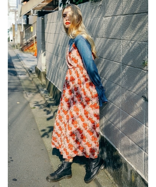 jouetie（ジュエティ）の「ヴィンテージフラワーキャミワンピース（ワンピース・レディース・ブラック/ベビーピンク/ブルー・MEDIUM）」の10枚目の写真