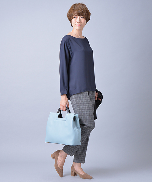 RIVE DROITE（リヴドロワ）の「ストリングボートネックブラウス（シャツ/ブラウス・レディース・アイボリー/ネイビー/キャメル・FREE）」の13枚目の写真