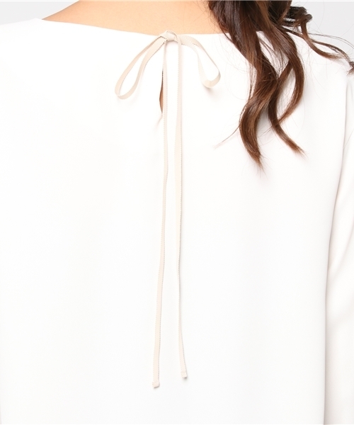 RIVE DROITE（リヴドロワ）の「ストリングボートネックブラウス（シャツ/ブラウス・レディース・アイボリー/ネイビー/キャメル・FREE）」の8枚目の写真