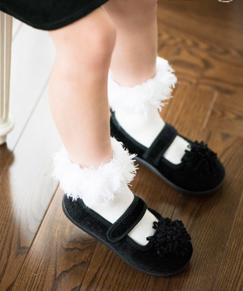 Catherine Cottage（キャサリンコテージ）の「デザインフラットシューズ（バレエシューズ・キッズ・ブラック/ブラック系2/ブラック系1/ブラック系3・17/19/14/16/15 /18/13/21/22/20）」の2枚目の写真