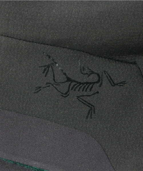 BEAMS(ビームス)の「□ARC'TERYX / Hyllus Hat(ハット・メンズ・レッド系その他/ブルー系その他・ONE SIZE)」の6枚目の写真