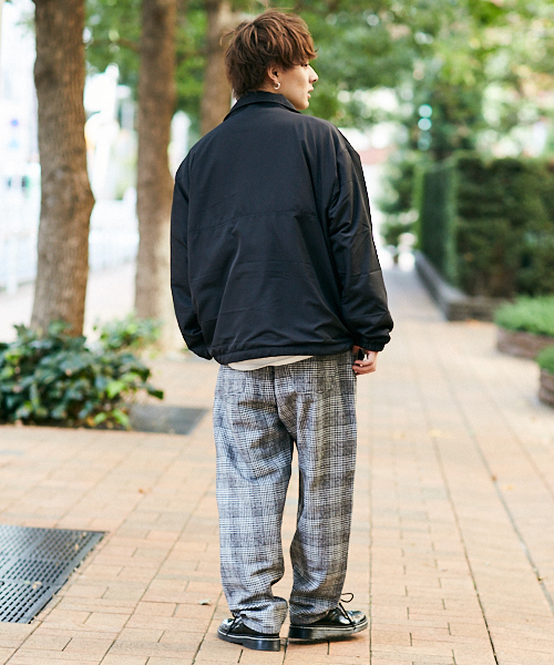 kutir(クティール)の「チェックワイドテーパードパンツ(その他パンツ・メンズ・グレー系その他/ブラウン系その他/ベージュ系その他/ブルー系その他/グレー系その他2/グレー系その他3/グレー系その他4・SMALL/MEDIUM/LARGE)」の19枚目の写真