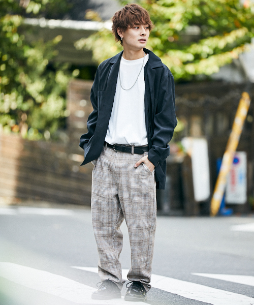 kutir(クティール)の「チェックワイドテーパードパンツ(その他パンツ・メンズ・グレー系その他/ブラウン系その他/ベージュ系その他/ブルー系その他/グレー系その他2/グレー系その他3/グレー系その他4・SMALL/MEDIUM/LARGE)」の12枚目の写真