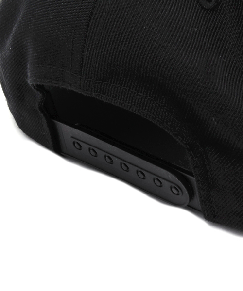 BEAMS(ビームス)の「BRIXTON / OATH 3 SNAPBACK CAP(キャップ・メンズ・ブラック/ブルー・ONE SIZE)」の3枚目の写真