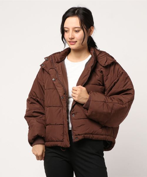 STYLEBLOCK（スタイルブロック）の「高密度タフタビッグシルエットドルマンスリーブ中綿ジャケット（ダウンジャケット/コート・レディース・ブラック/ベージュ/ブラウン/カーキ・M）」の3枚目の写真