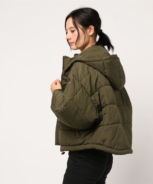 STYLEBLOCK（スタイルブロック）の「高密度タフタビッグシルエットドルマンスリーブ中綿ジャケット（ダウンジャケット/コート・レディース・ブラック/ベージュ/ブラウン/カーキ・M）」の5枚目の写真