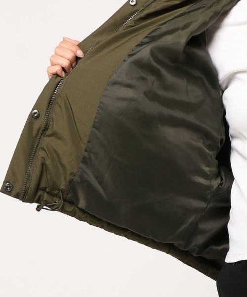 STYLEBLOCK（スタイルブロック）の「高密度タフタビッグシルエットドルマンスリーブ中綿ジャケット（ダウンジャケット/コート・レディース・ブラック/ベージュ/ブラウン/カーキ・M）」の6枚目の写真