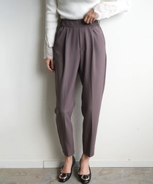 Futier land（フューティアランド）の「美脚シルエットテーパードパンツ（スラックス）」