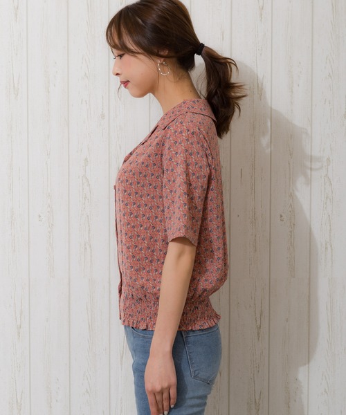 SpRay(スプレイ)の「レトロ花柄オープンカラー5分袖TOPS(シャツ/ブラウス・レディース・オフホワイト/ブルー/ピンク/ブラック・FREE)」の16枚目の写真