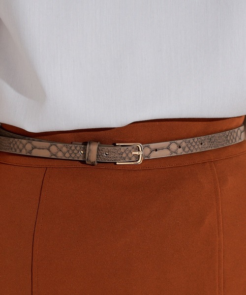 natural couture（ナチュラルクチュール）の「90cm丈ベルト付きカットタイトスカート（スカート・レディース・ブラック/ブラウン/サックスブルー/ライトベージュ・FREE）」の11枚目の写真