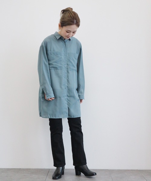 AMERICAN HOLIC（アメリカンホリック）の「BIGポケットシアーシャツチュニック　〇＊（チュニック・レディース・チャコールグレー/ブラウン/サックスブルー/グレイッシュベージュ・FREE）」の9枚目の写真