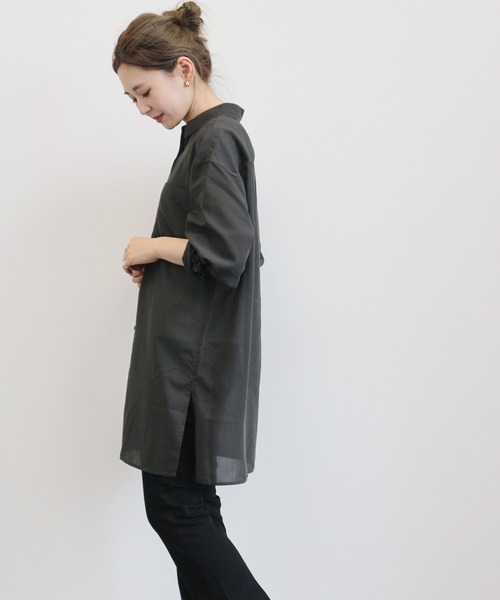 AMERICAN HOLIC（アメリカンホリック）の「BIGポケットシアーシャツチュニック　〇＊（チュニック・レディース・チャコールグレー/ブラウン/サックスブルー/グレイッシュベージュ・FREE）」の5枚目の写真