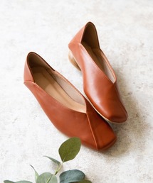 menue | スクエアトゥ 変形ヒール バブーシュ(パンプス)