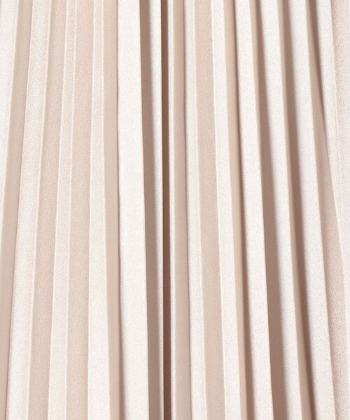 SHIPS（シップス）の「カレンダリングプリーツスカート◇（スカート・レディース・ベージュ/ブラウン/ワイン/ベージュ系その他/クリアイエロー/ブラック・ONE SIZE）」の7枚目の写真