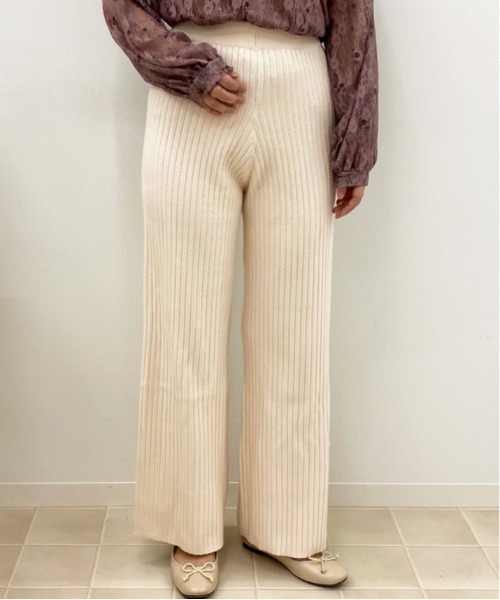apres jour(アプレジュール)の「ニットリブイージーパンツ【ZOZOTOWN限定アイテム】(その他パンツ・レディース・モカ/アイボリー/ダークブラウン/スモークピンク/ライトベージュ・MEDIUM/SMALL)」の2枚目の写真