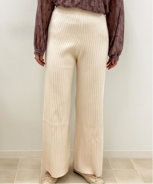 apres jour(アプレジュール)の「ニットリブイージーパンツ【ZOZOTOWN限定アイテム】(その他パンツ・レディース・モカ/アイボリー/ダークブラウン/スモークピンク/ライトベージュ・MEDIUM/SMALL)」の6枚目の写真