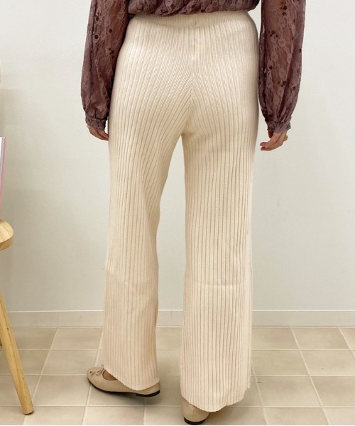 apres jour(アプレジュール)の「ニットリブイージーパンツ【ZOZOTOWN限定アイテム】(その他パンツ・レディース・モカ/アイボリー/ダークブラウン/スモークピンク/ライトベージュ・MEDIUM/SMALL)」の7枚目の写真