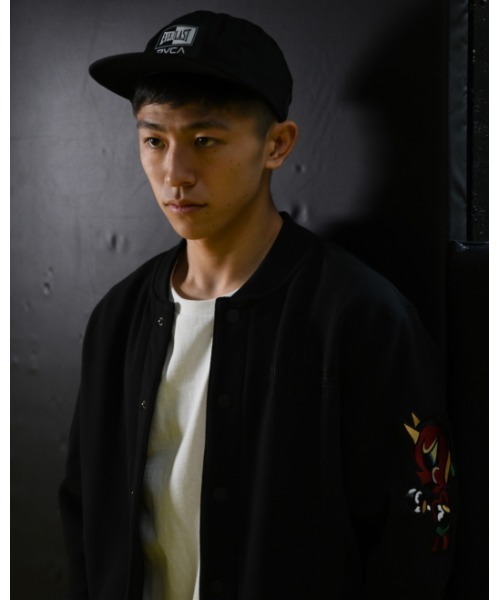 セール Rvca Sport メンズ Everlast X Smith Street Tatto Everlast Stadium Jac ジャケット 年秋冬モデル ルーカ スタジャン バックプリント ブルゾン Rvca ルーカ のファッション通販 Zozotown