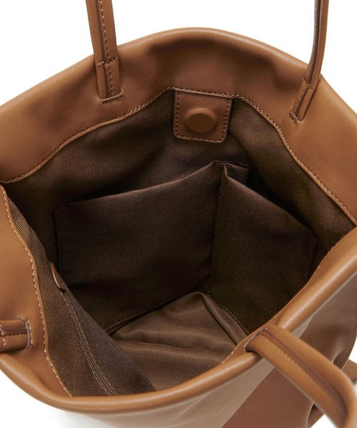 TOPKAPI（トプカピ）の「スムースフラット A4 トートバッグ（トートバッグ・レディース・ブラック/キャメル/クリーム・FREE）」の5枚目の写真